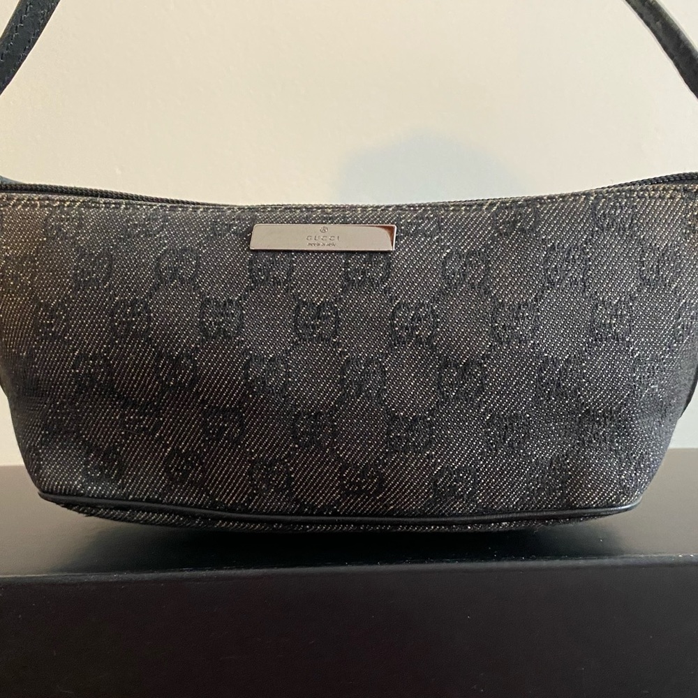 Authentic Vintage GUCCI Logos GG Pattern Canvas/Leather Boat Pochette Black
